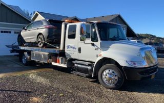 Box Truck Towing-in-Whalen Island-Oregon