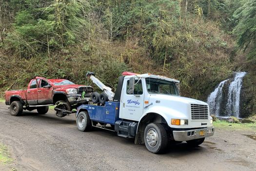 Truck Towing-in-Oceanside-Oregon