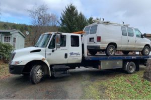 Utility Truck Towing in Proposal Rock Oregon